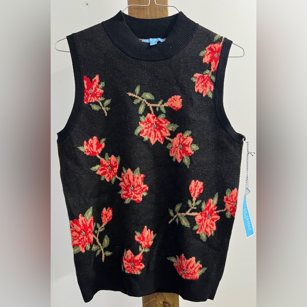 Draper James Black Knit floral Sweater‎ Vest